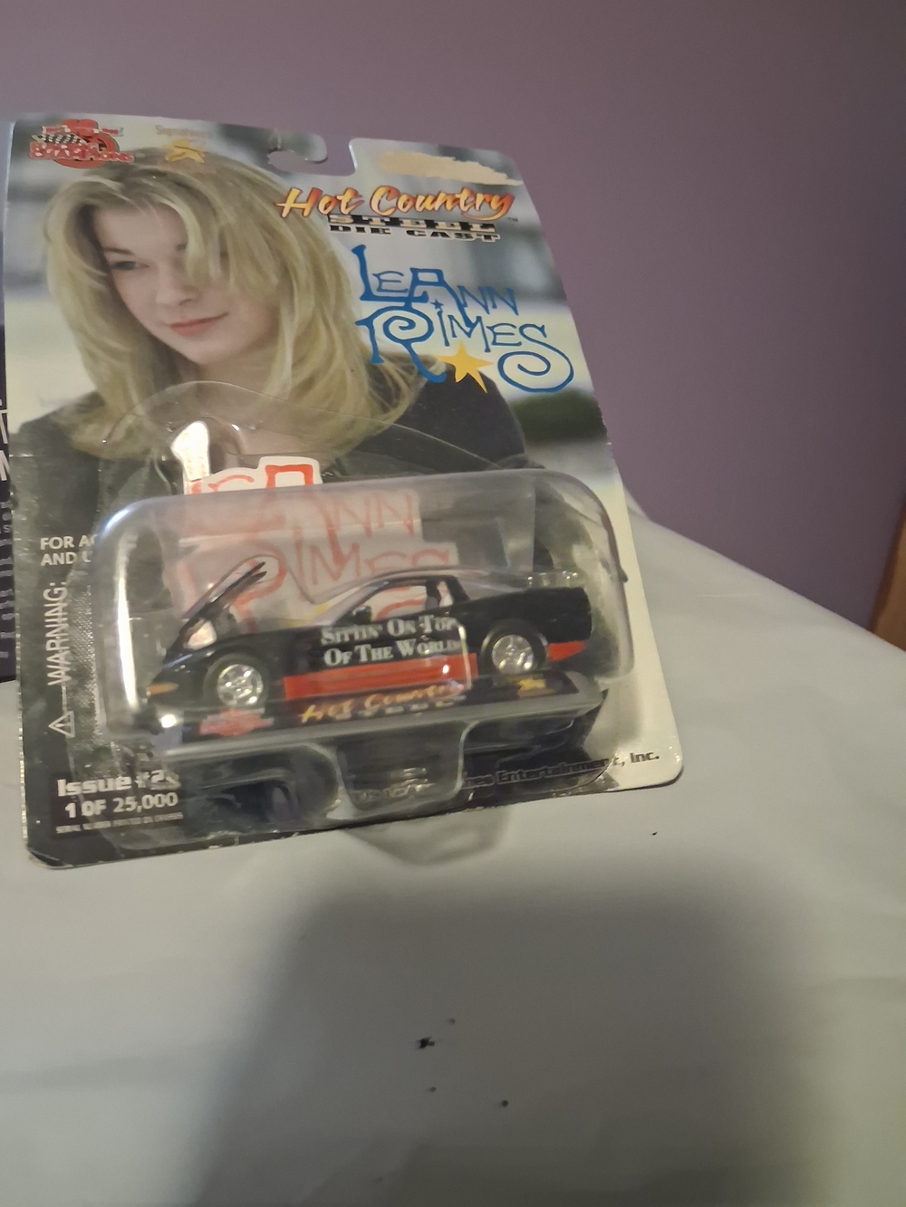 Hot Country Lee Ann Rimes Die-Cast Car - Black with Red & Gold Accents